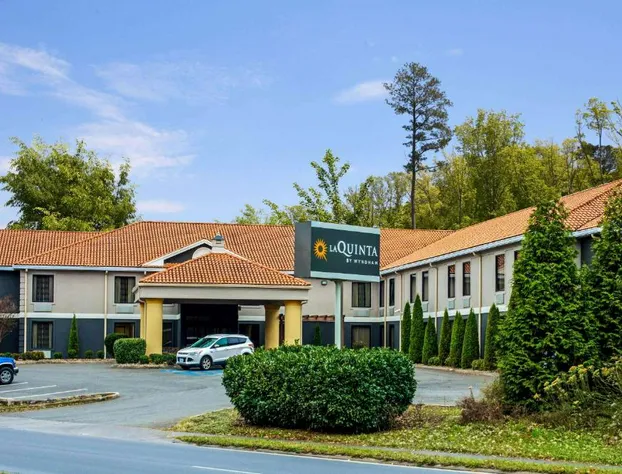 La Quinta Inn by Wyndham Radford hotel detail image 1