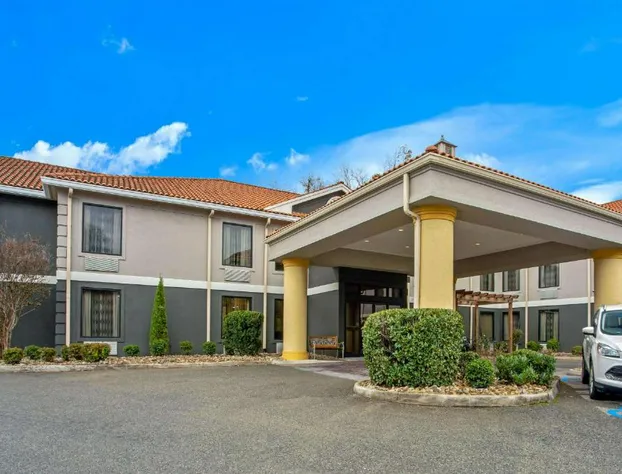 La Quinta Inn by Wyndham Radford hotel detail image 4