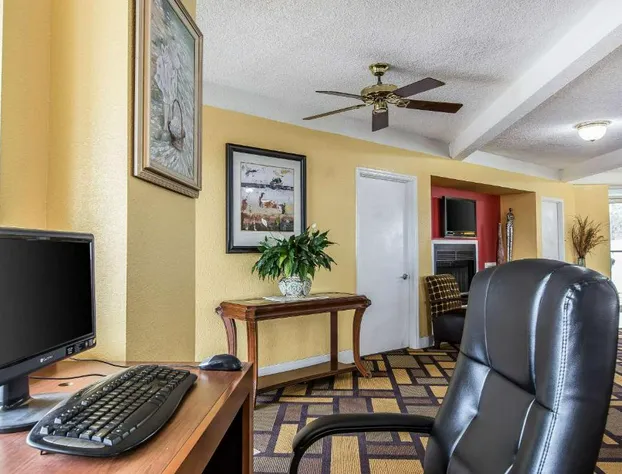 Econo Lodge Byron near Historic District - Warner Robins hotel detail image 3