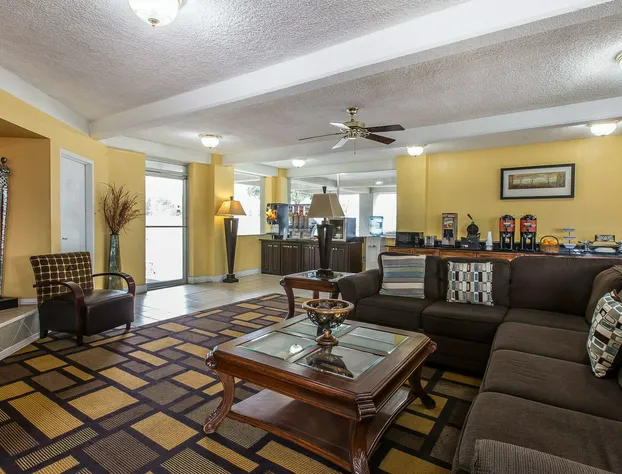 Econo Lodge Byron near Historic District - Warner Robins hotel detail image 1