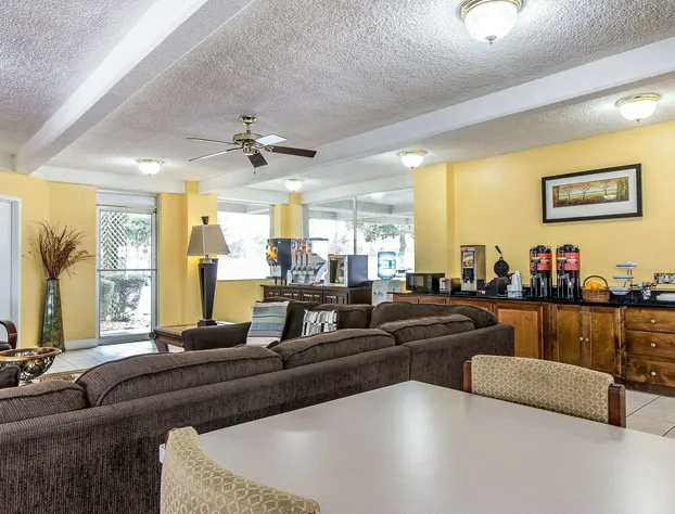 Econo Lodge Byron near Historic District - Warner Robins hotel detail image 4