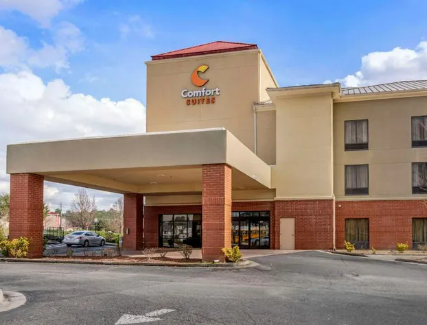 Comfort Suites Macon Northwest hotel detail image 1