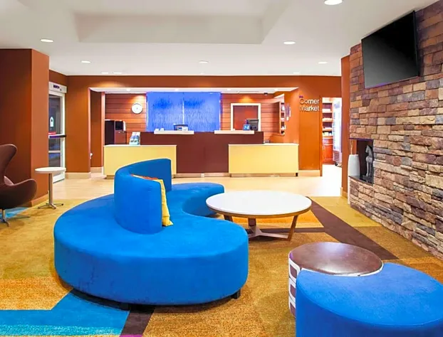 Fairfield Inn & Suites by Marriott Macon hotel detail image 3