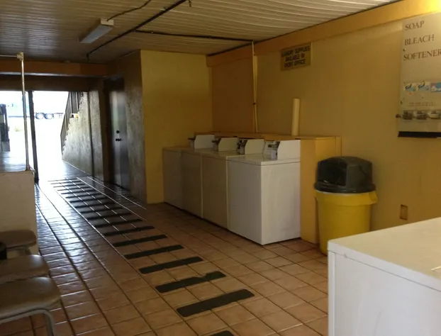 Days Inn by Wyndham Byron hotel detail image 4