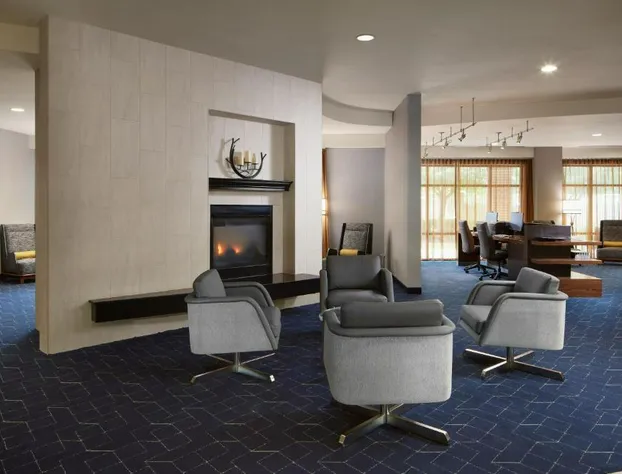 Courtyard by Marriott Winchester hotel detail image 4