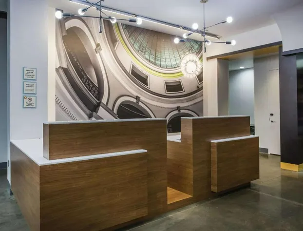 La Quinta Inn & Suites by Wyndham Winchester hotel detail image 2