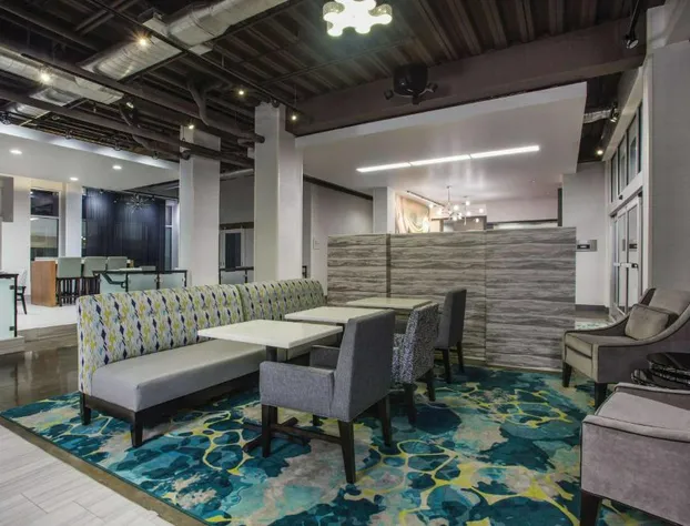 La Quinta Inn & Suites by Wyndham Winchester hotel detail image 3