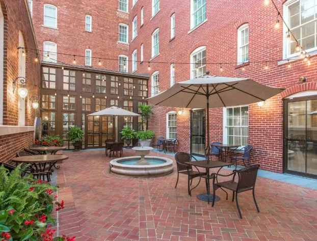 The George Washington Hotel, A Wyndham Grand Hotel hotel detail image 3