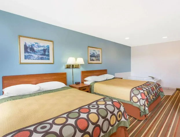 Super 8 by Wyndham Bedford hotel detail image 3