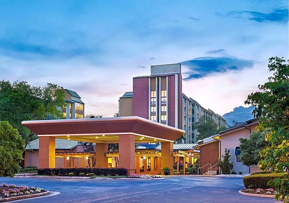 Blue Ridge Hotel and Conference Center hotel hero