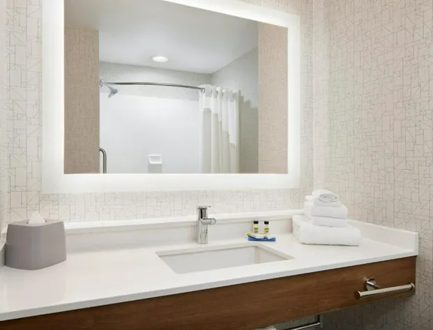 Holiday Inn Express & Suites Salem by IHG hotel detail image 3