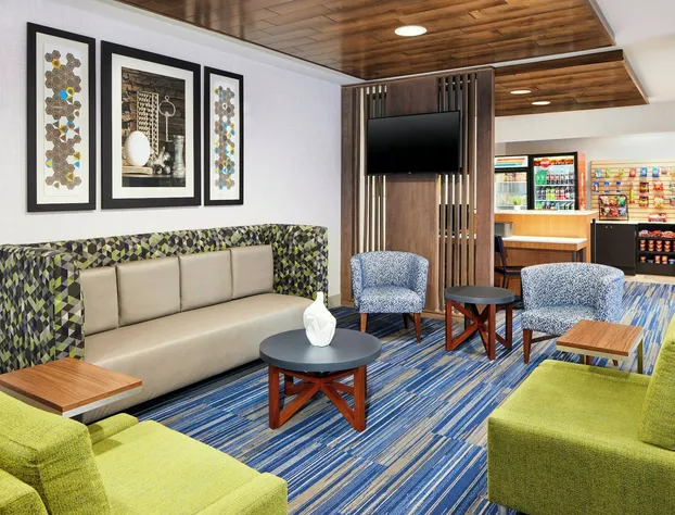 Holiday Inn Express & Suites Salem by IHG hotel detail image 3