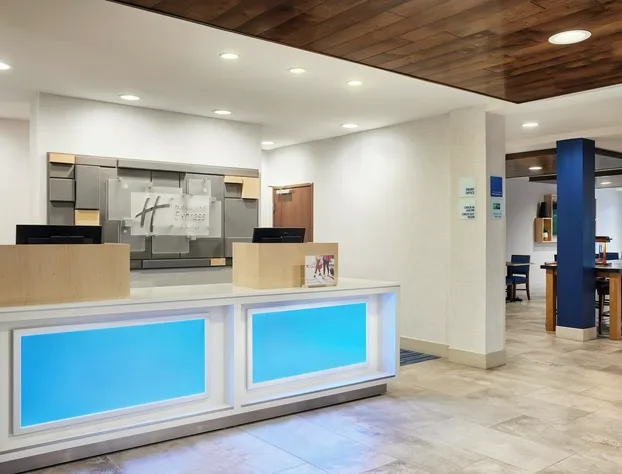 Holiday Inn Express & Suites Salem by IHG hotel detail image 4