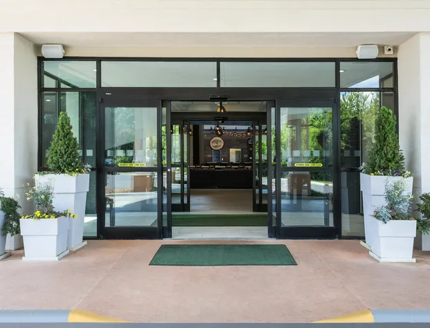 Holiday Inn Roanoke Airport – Conference CTR by IHG hotel detail image 3