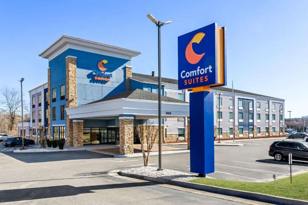 Comfort Suites Salem-Roanoke I-81 hotel hero