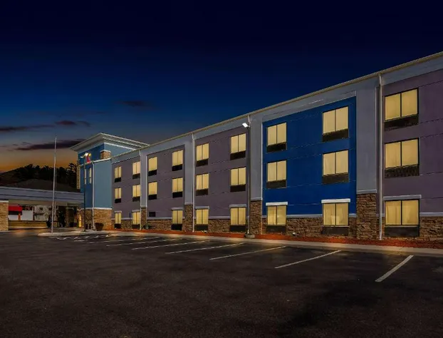 Comfort Suites Salem-Roanoke I-81 hotel detail image 2