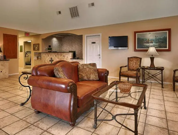 Americas Best Value Inn & Suites Sonora hotel detail image 3