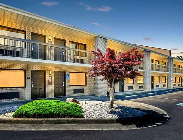 Quality Inn Salem - I-81 hotel detail image 2