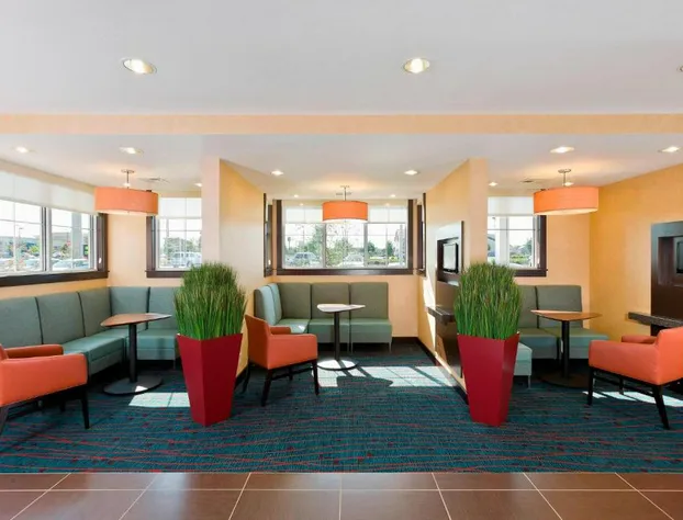 Residence Inn Bismarck North hotel detail image 2