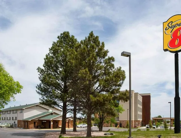 Super 8 by Wyndham Cheyenne WY hotel detail image 2