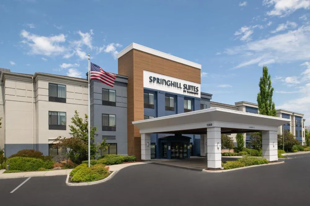 SpringHill Suites by Marriott Medford hotel hero