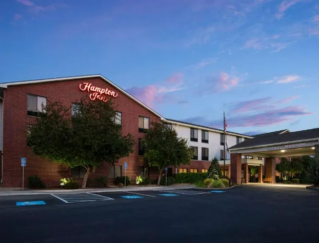 Hampton Inn Medford hotel detail image 1