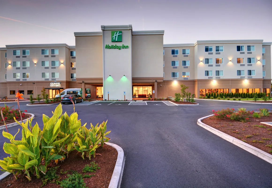 Holiday Inn Salem by IHG hotel hero