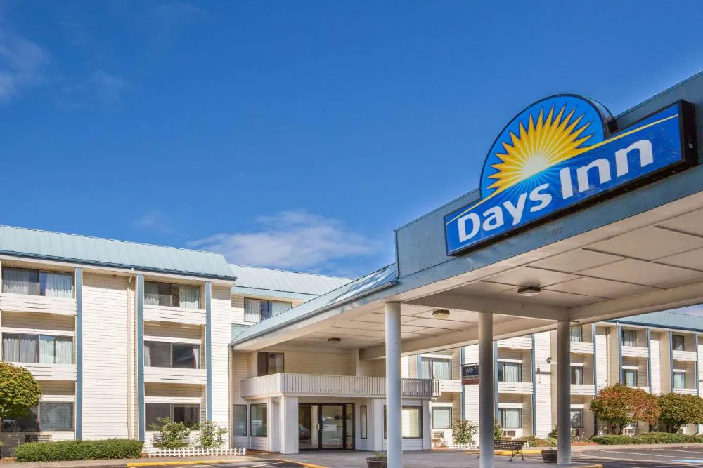 Days Inn by Wyndham Corvallis hotel hero