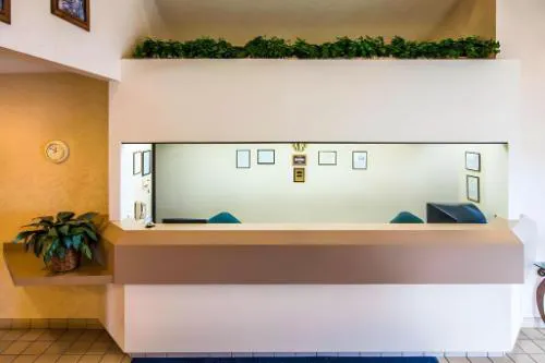 Rodeway Inn Salem Northgate hotel detail image 1