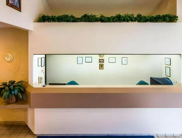 Rodeway Inn Salem Northgate hotel detail image 3