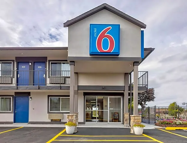 Motel 6 Oshkosh, WI hotel detail image 3