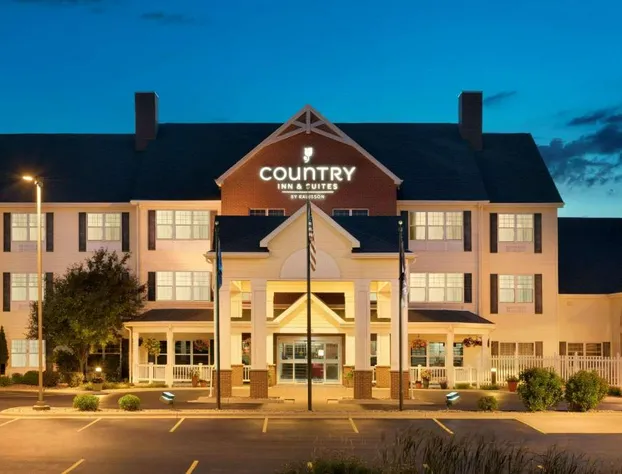 Country Inn & Suites by Radisson, Appleton North, WI hotel detail image 2