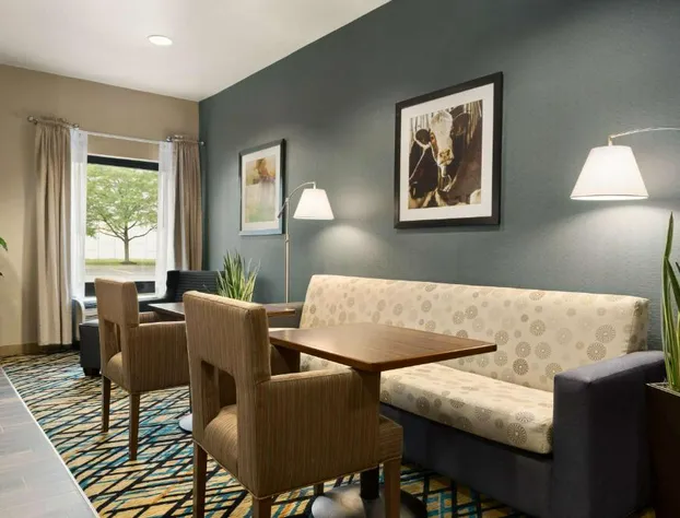 Hampton Inn By Hilton Wausau hotel detail image 2