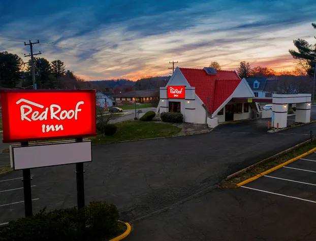 Red Roof Inn Warrenton hotel detail image 2