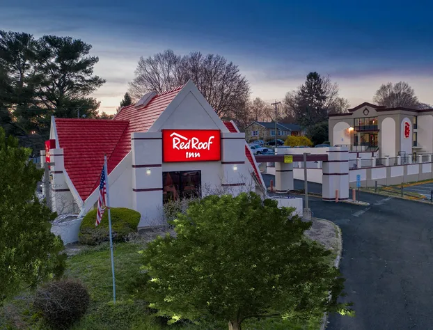 Red Roof Inn Warrenton hotel detail image 3