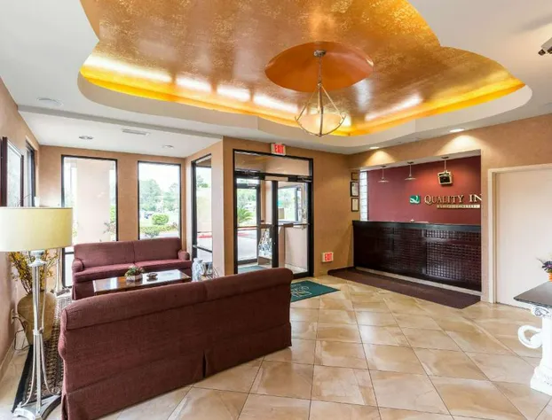 Quality Inn Alexandria hotel detail image 4