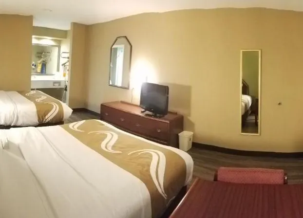 Quality Inn Alexandria hotel detail image 3