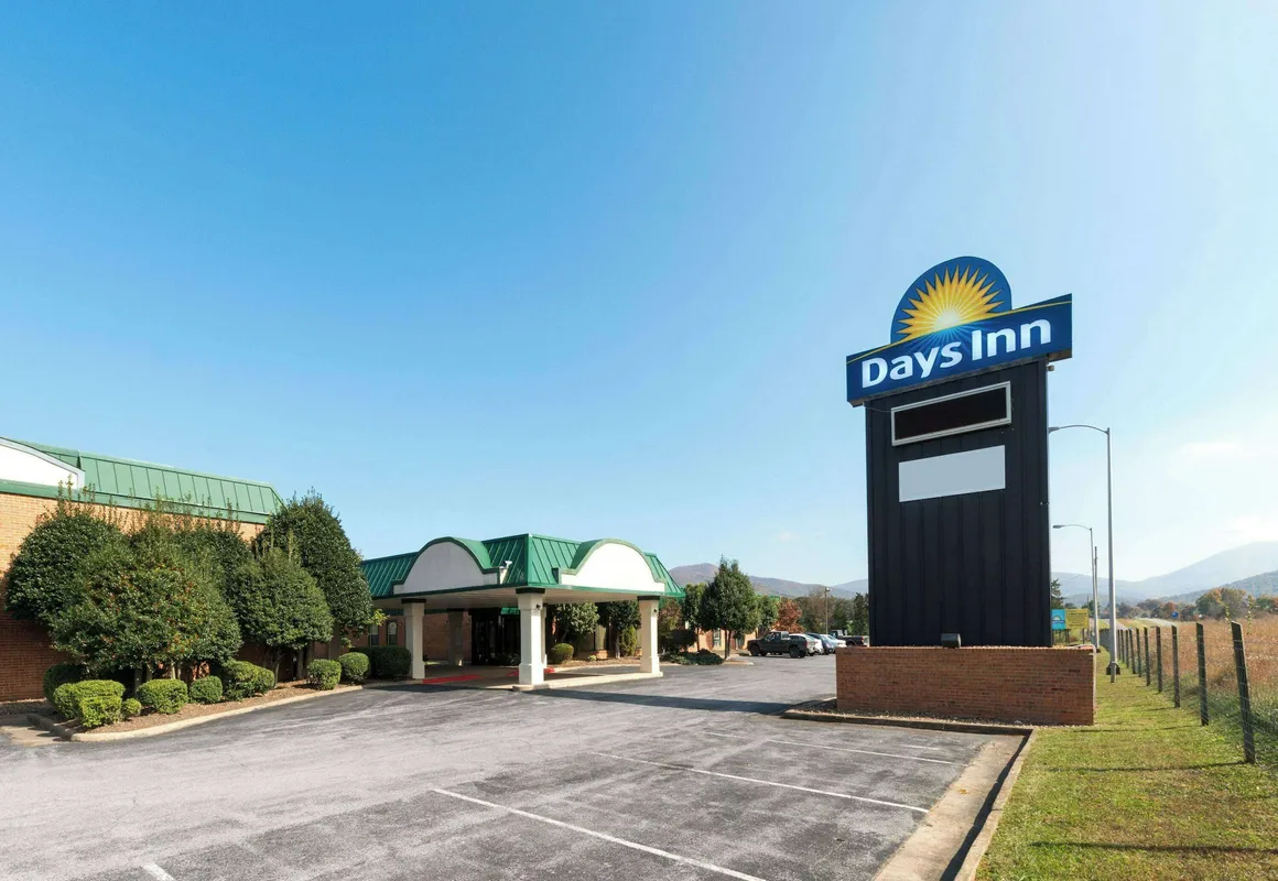 Days Inn by Wyndham Luray Shenandoah hotel hero