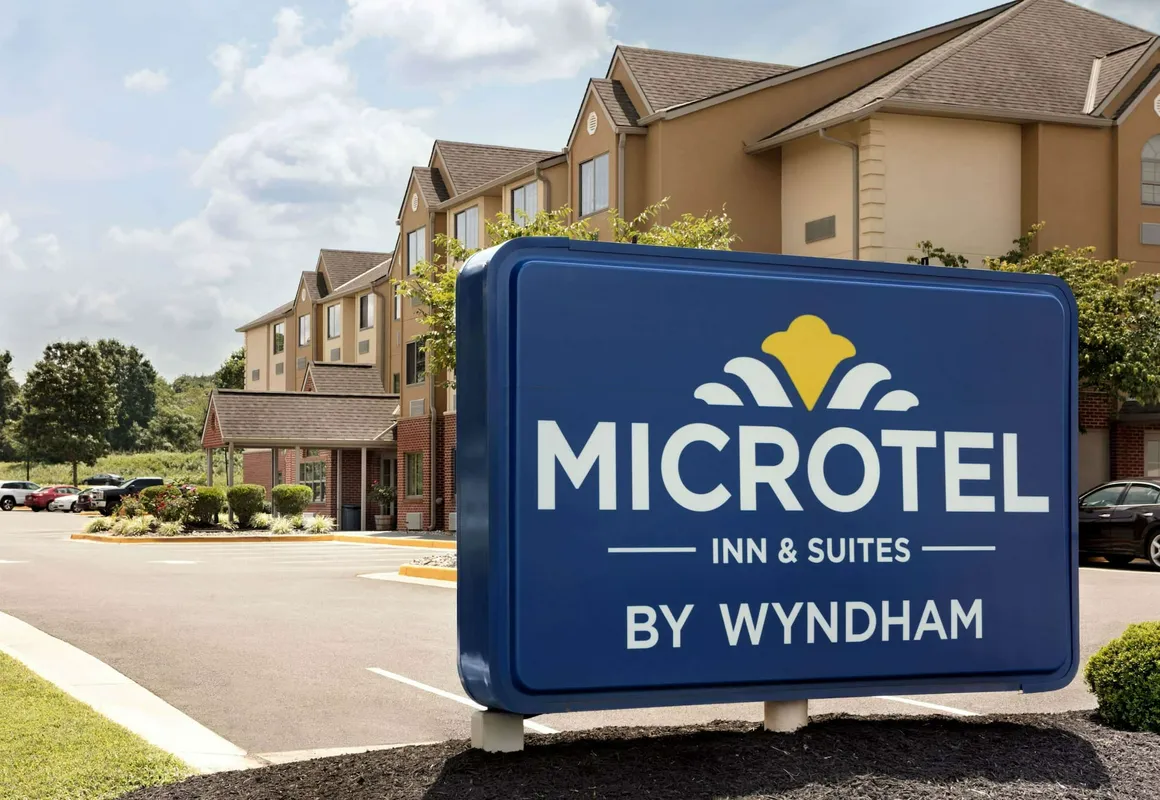 Microtel Inn & Suites by Wyndham Culpeper hotel hero