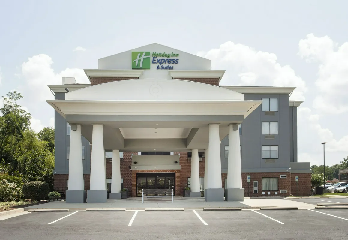 Holiday Inn Express Hotel & Suites Culpeper by IHG hotel hero