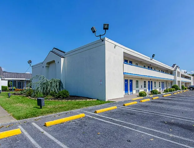 Motel 6 Staunton, VA hotel detail image 2