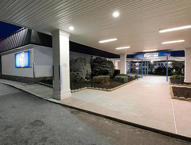 Motel 6 Staunton, VA hotel detail image 3