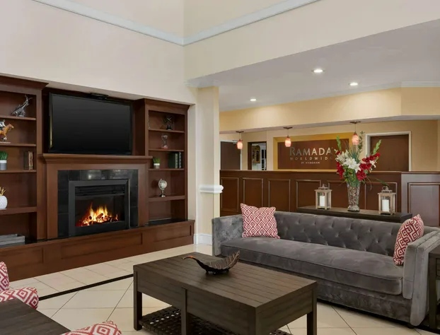 Ramada by Wyndham Elizabethtown hotel detail image 3