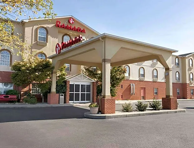 Ramada by Wyndham Elizabethtown hotel detail image 1