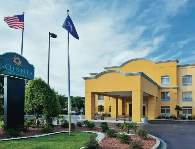 La Quinta Inn & Suites by Wyndham Florence hotel detail image 2