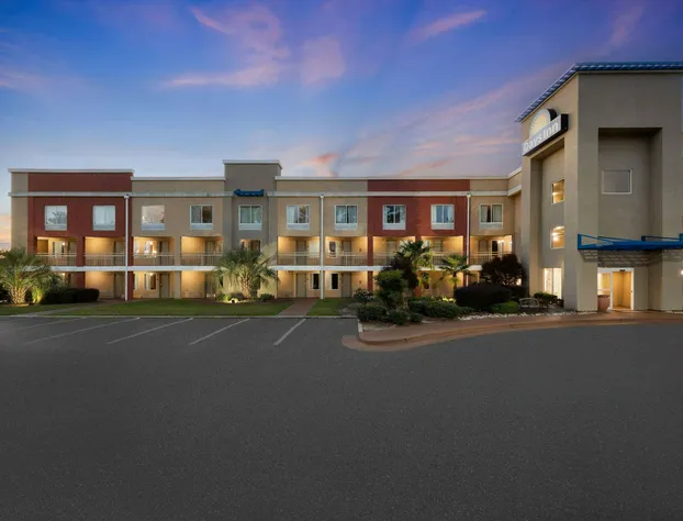 Days Inn by Wyndham Florence Near Civic Center hotel detail image 2