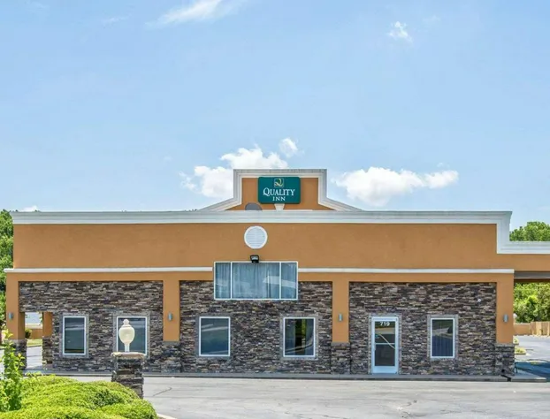 Quality Inn Greenwood Hwy 25 hotel detail image 1