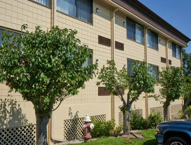 Riverview Inn & Suites hotel detail image 4