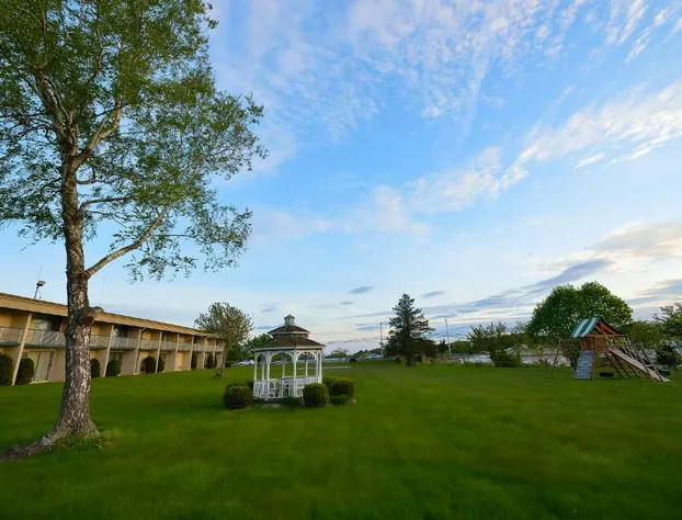 Riverview Inn & Suites hotel detail image 2