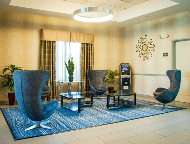 Comfort Inn & Suites Plainville-Foxboro hotel detail image 3